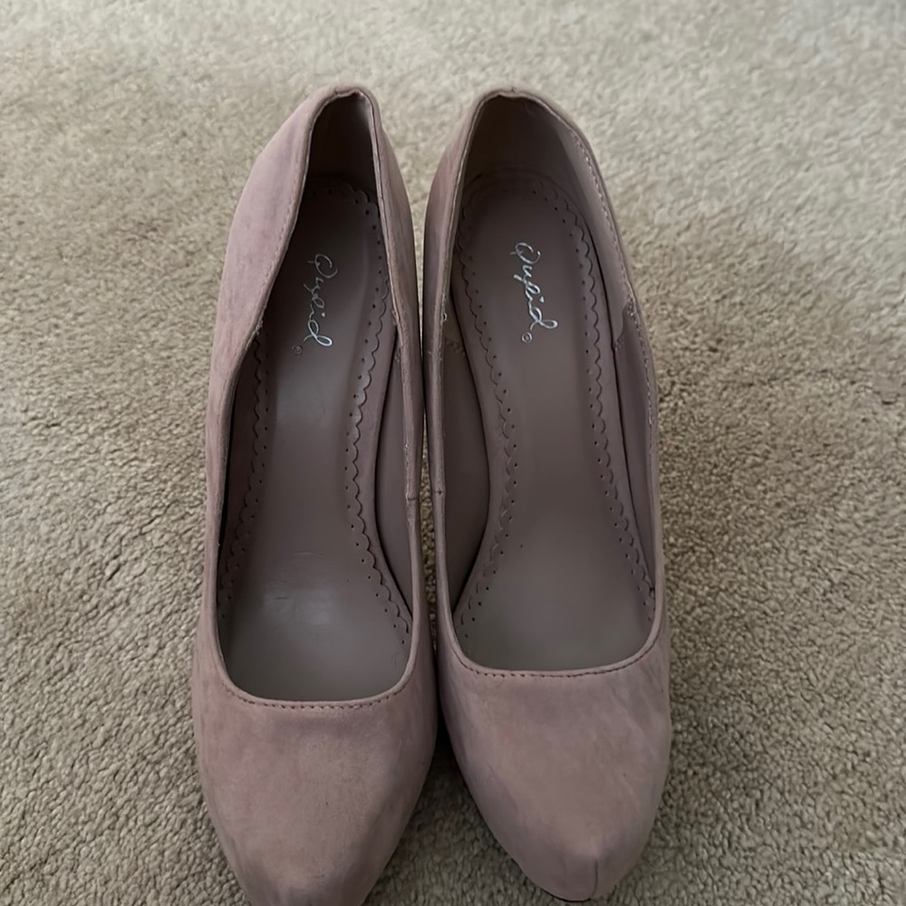 Rose colored heals